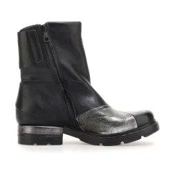 STIEFELETTEN AGULIA