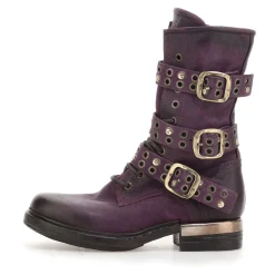 STIEFELETTEN ATTALLA