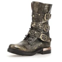 STIEFELETTEN ATTALLA