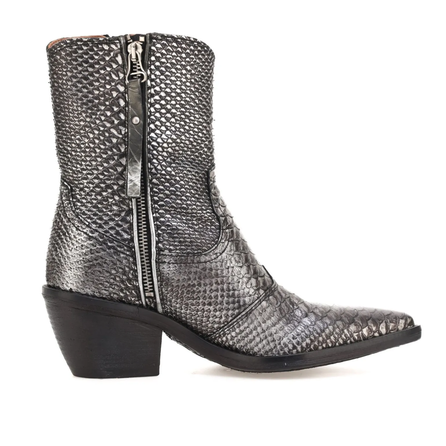 STIEFELETTEN CALEA