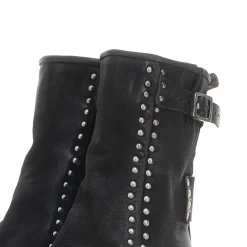 STIEFELETTEN DARCY