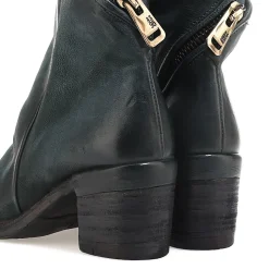 STIEFELETTEN JASE