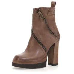 STIEFELETTEN VELMA
